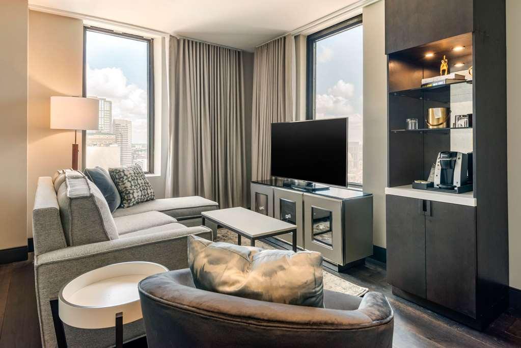Cambria Hotel Houston Downtown Convention Center Phòng bức ảnh
